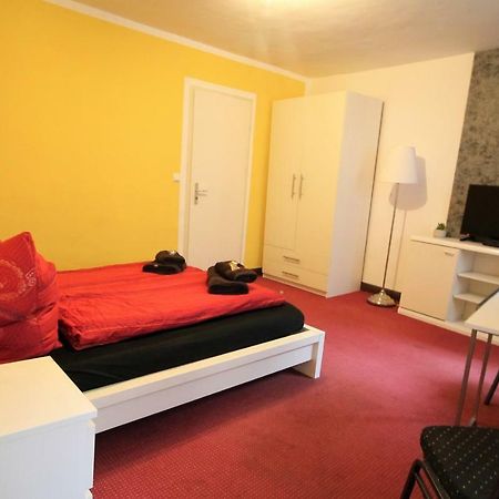 Sleep In Hamburg St. Pauli Hotel Exterior photo