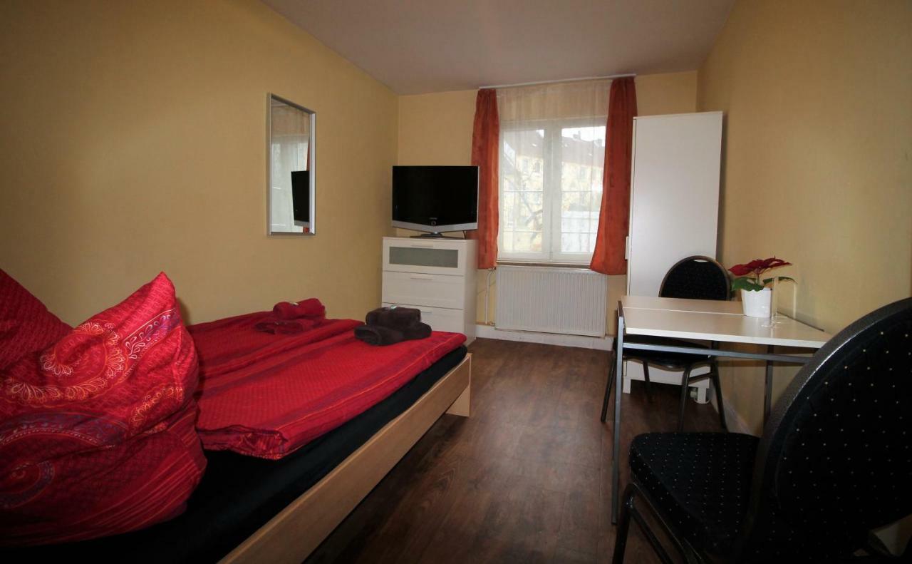 Sleep In Hamburg St. Pauli Hotel Exterior photo